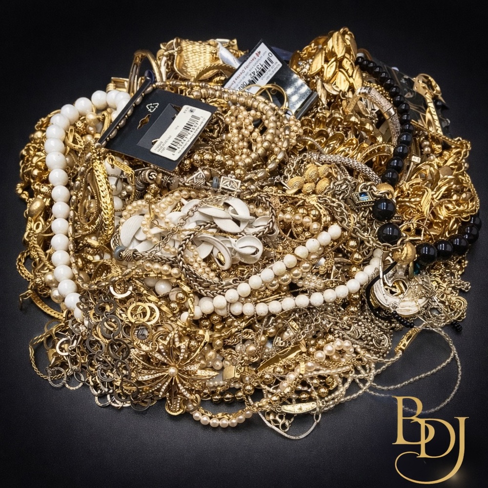 ⚜️ 2 LB TANGLED Mixed Metals Jewelry Treasure ✨ Surprise Lot ⚜️